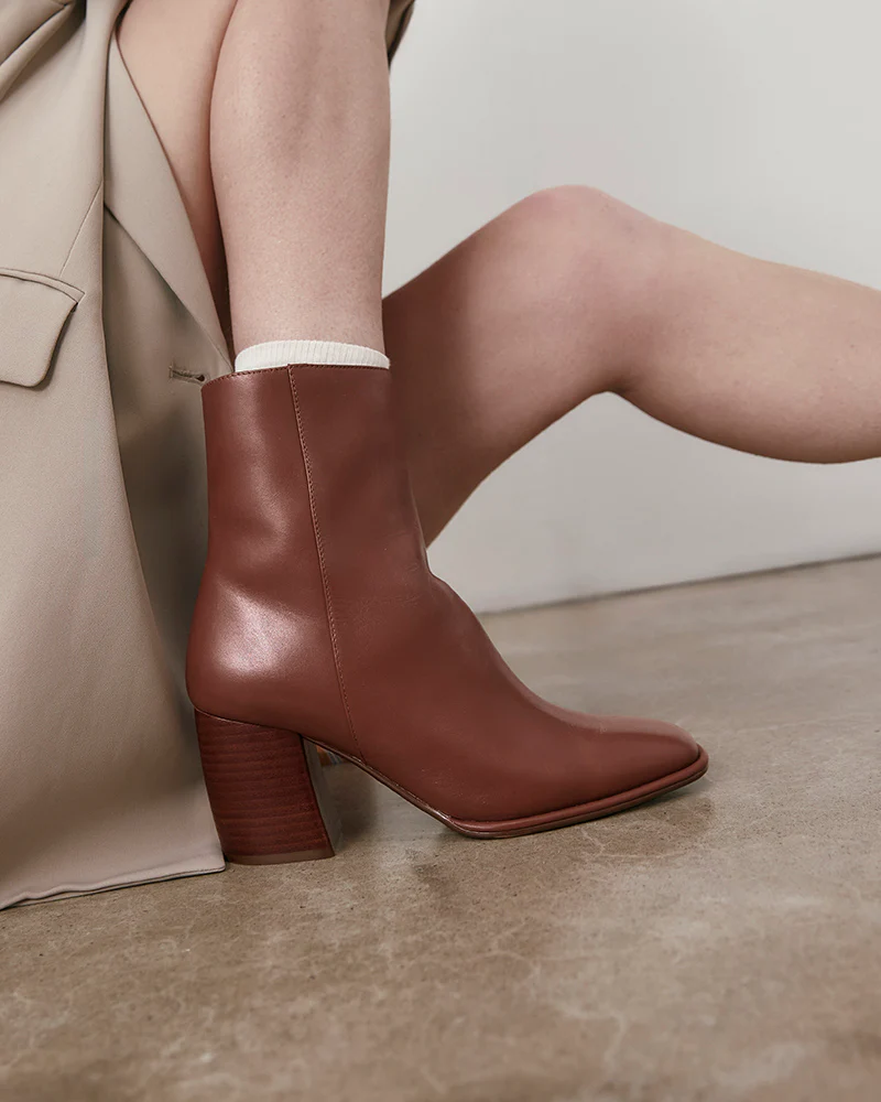 Pasha Warm Cinnamon Leather Ankle Boot - Image 7